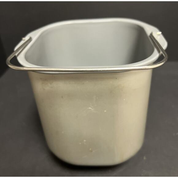 Breadman TR-441 TR441 Pan and Paddle Bread Maker Bread Machine Replacement Parts - Picture 4 of 9